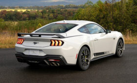 Ford Mustang RTR: долгожданный заводской дрифт-кар для молодых и дерзких