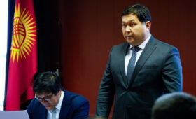 Нового директора Госагентства физической культуры представили трудовому коллективу