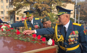 Минобороны КР  почтило память павших в Баткенских событиях