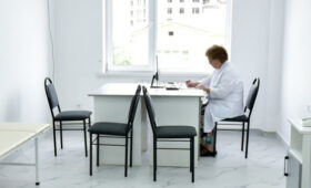 Гинеколог рассказала, с какими заболеваниями чаще обращаются женщины к врачам