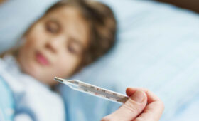 Врач рассказала, как укрепить иммунитет у детей и защитить их от простуды