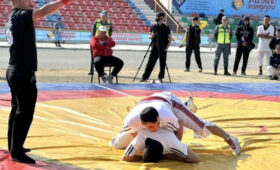 В Баткене прошли соревнования «Манас оюндары» по национальным видам спорта