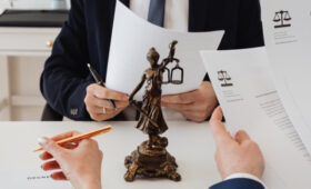 В Кыргызстане внедрили электронные лицензии для адвокатов