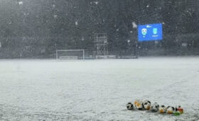 Чемпионат Кыргызстана по футболу: Матч «Барс»—«Бишкек Сити» в Караколе снова перенесли из-за снега