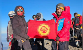 Кыргызстанец Акматбек Маматкаимов поднялся на самую высокую вершину Мексики