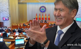 Атамбаевский чимкирик гадит Бабанову