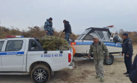 В акватории озера Иссык-Куль изъято 1100 метров старых сетей