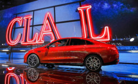 Удлинённый китайский Mercedes-Benz CLA L выходит на рынок без полного привода