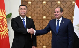 Садыр Жапаров встретился с президентом Египта Абдель-Фаттахом Ас-Сиси
