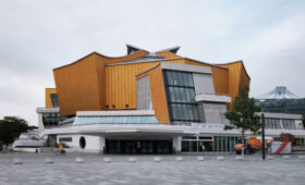 В Берлинской филармонии прозвучало произведение Атая Огонбаева