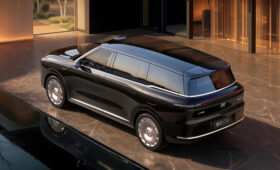 Флагманский гибридный кроссовер IM LS9 выходит на рынок в двух версиях