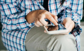 Более двух часов развлекательного контента в день грозит деградацией, — психиатр