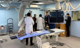 И.о. министра здравоохранения проверил Ошскую межобластную больницу