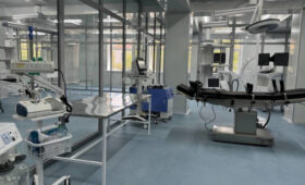 Ряд больниц получат финансовую автономию — Садыр Жапаров подписал указ