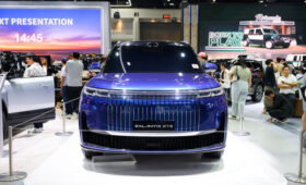 На международном автосалоне в Бангкоке дебютировал Exeed Exlantix ET8