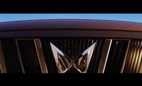 Кроссовер Mahindra XUV 7XO на замену XUV700: новые кадры и старт предзаказов