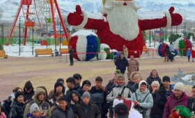 Воспитанники детских домов из Иссык-Куля и Нарына посетили парк «Евразия»