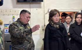 Акыйкатчы посетила женские корпуса СИЗО-1