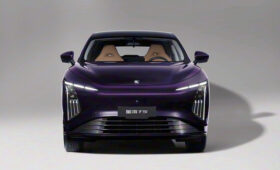 «Престижную» линейку Forthing Xinghai от Dongfeng пополнил кроссовер. Снова