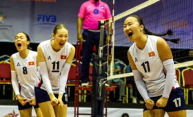 Фоторепортаж — Первая победа женской сборной Кыргызстана на турнире на Мальдивах