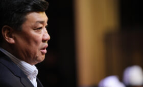 Бакыт Торобаев призвал сельчан провести зимний влагозарядный полив на полях