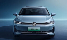 Volkswagen Passat Pro: к старту продаж готовится седан с другими дизайном и начинкой