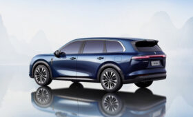 GM и SAIC готовят к премьере гигантский кроссовер Baojun Huajing S с электроникой Huawei