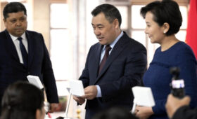 Садыра Жапарова избрали ещё раз