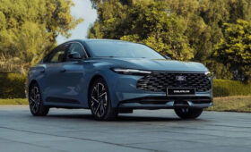 Седан Ford Taurus обновлён следом за китайским Mondeo