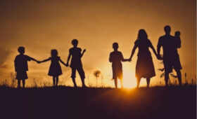 В КР с 2026 года увеличат выплаты многодетным семьям в горах