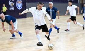 В Бишкеке с участием Садыра Жапарова стартовал второй день футбольного турнира «Мурас»