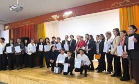 В Бишкеке наградили победителей конкурсов по развитию кыргызского языка