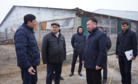 В Кадамжае фермеров обучают технологиям будущего