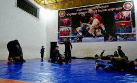 Бузурман Багышбеков ознакомился с деятельностью спортивных школ Жалал-Абадской области