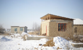 Депутат просит построить реабилитационный центр в жилмассиве Мурас-Ордо