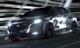 Nissan готовит новый хот-хэтч: представлен концепт Aura Nismo RS