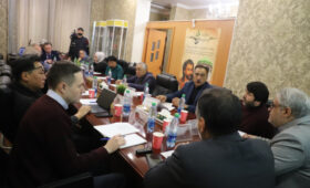 В Бишкеке обсудили новые технологии насильственной смены власти