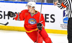 Молдажиев проверил сборную Кыргызстана перед молодежным ЧМ по хоккею