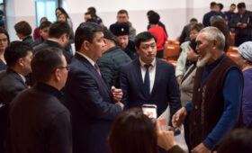 Мэр встретился с жителями новых территорий Свердловского района Бишкека