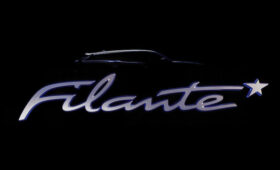 Renault анонсировала новый кроссовер: у него будет имя Filante и корейская сборка