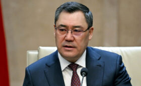 Садыр Жапаров потребовал от госслужащих работать без интриг