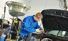 Эксперты рассказали как вязкость масла спасает ваш двигатель