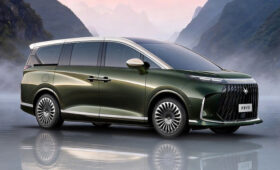 BAIC тоже идёт в премиум: к премьере готовится роскошный минивэн Arcfox Wendao V9