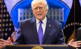 Трамп обложил весь мировой импорт дополнительной пошлиной в 10%