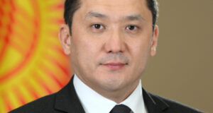 Адилет Орозбеков назначен секретарем Совета безопасности (биография)
