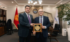 Кыргызстан и Франция обсуждают запуск прямого авиасообщения