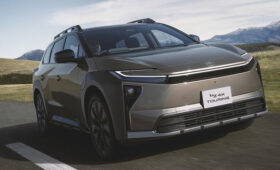 Кросс-универсал Toyota bZ4X Touring стартует в Японии: подробности и цены