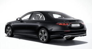 Обновлённый Mercedes-Benz S-Class: смотрим базовую комплектацию с тканевым салоном