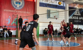 В Бишкеке прошел городской этап Школьной лиги по волейболу