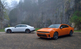 Новый Dodge Charger SRT Hellcat c компрессорным V8 HEMI ожидается в 2028 году